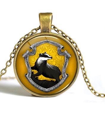 řetízek Harry Potter znaky Bradavických kolejí - Mrzimor bronz