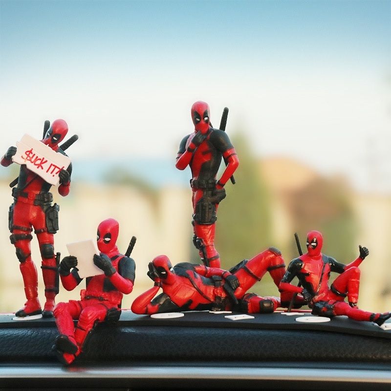 statická figurka Deadpool -