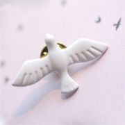 odznak bílá holubice