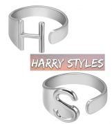 prsteny Harry Styles HS