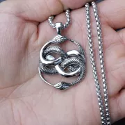 Nekonečný příběh - amulet Auryn