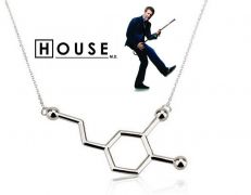 řetízek Dr. House - Dopamin | vodorovný, svislý