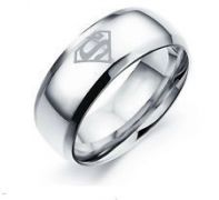 ocelový prsten Superman Logo - stříbrný | Velikost 13